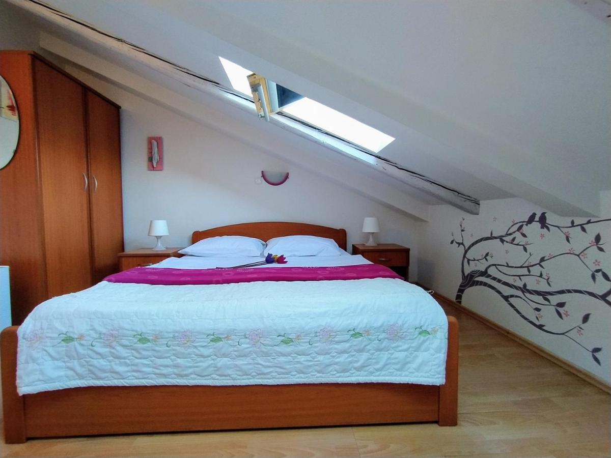 Pansion Tramontana Hotel Beli Exterior photo